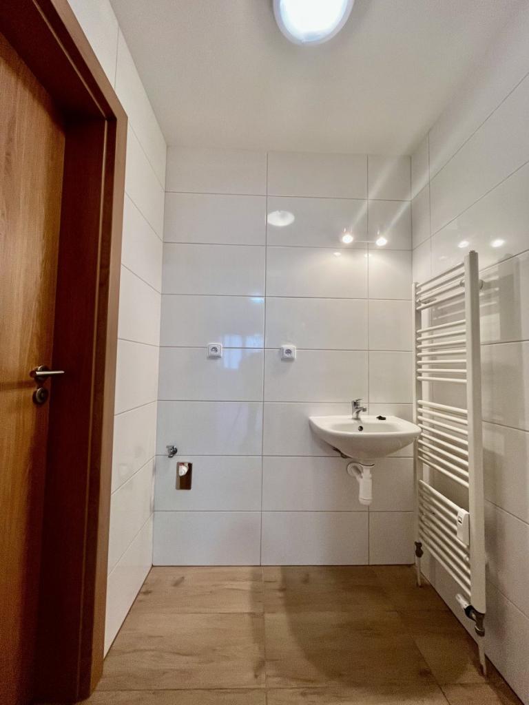 Pronájem bytu 1+kk 27 m2, Ostrava – náhled fotky 10