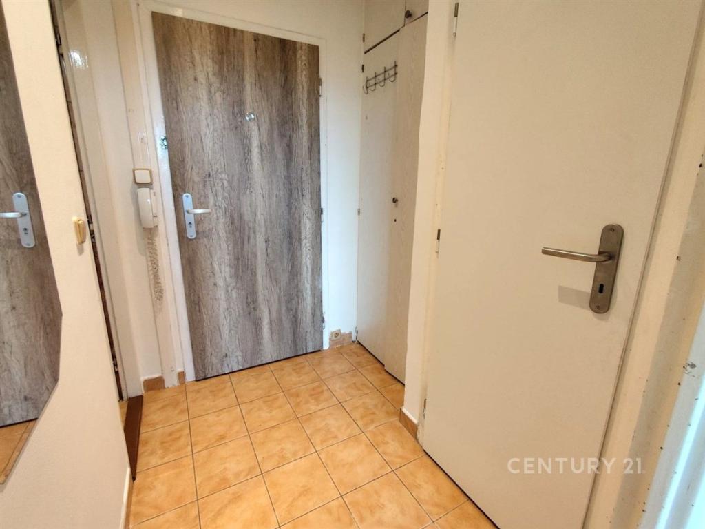 Pronájem bytu 2+kk 40 m2
