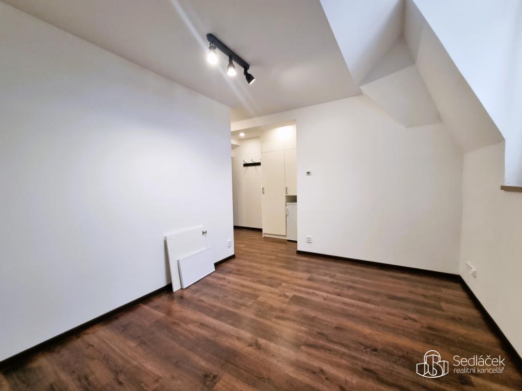 Pronájem bytu 1+kk 23 m2