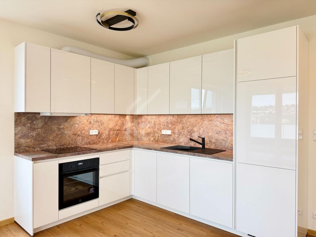 Pronájem bytu 3+kk 79 m2