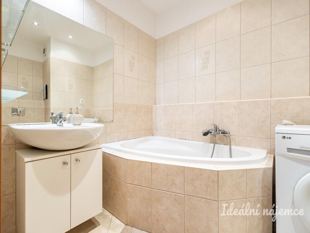 Pronájem bytu 2+kk 53 m2