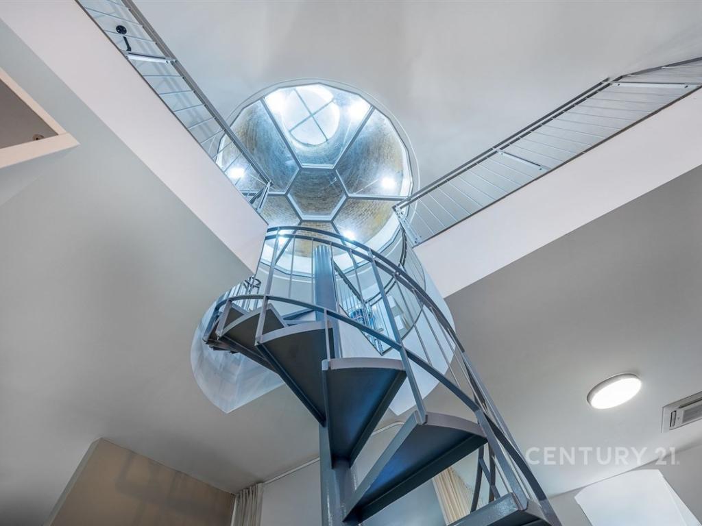 Pronájem bytu 3+kk 146 m2