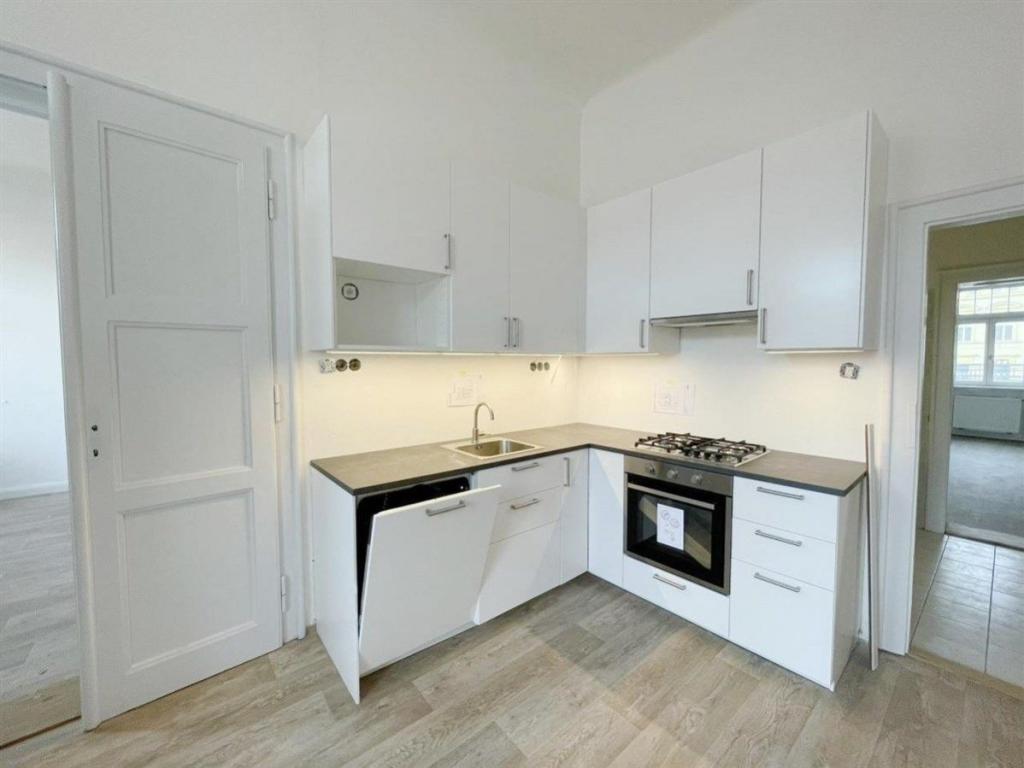 Pronájem bytu 3+kk 75 m2