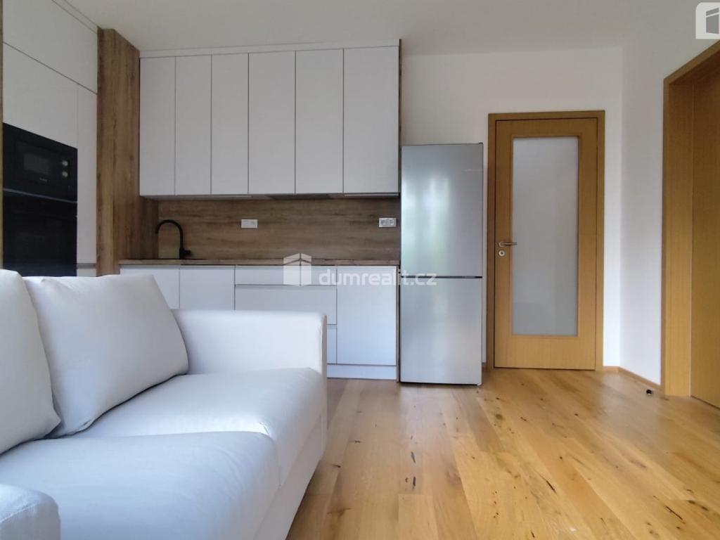 Pronájem bytu 2+kk 44 m2