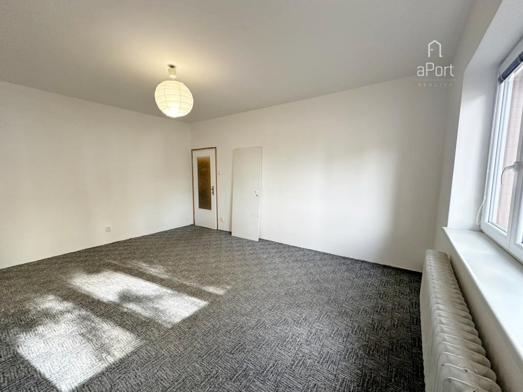 Pronájem bytu 2+1 70 m² – pohled 6