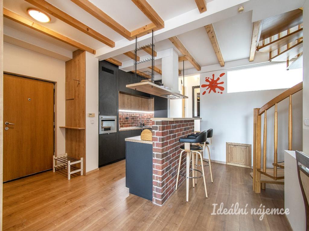 Pronájem bytu 3+kk 106 m2