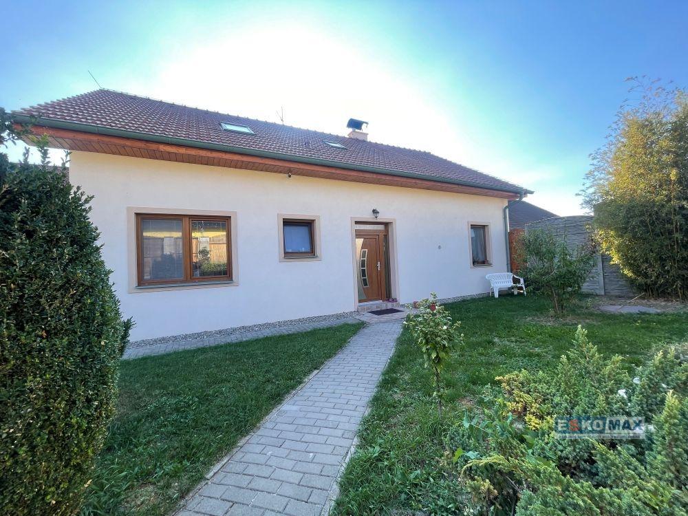Listing 1