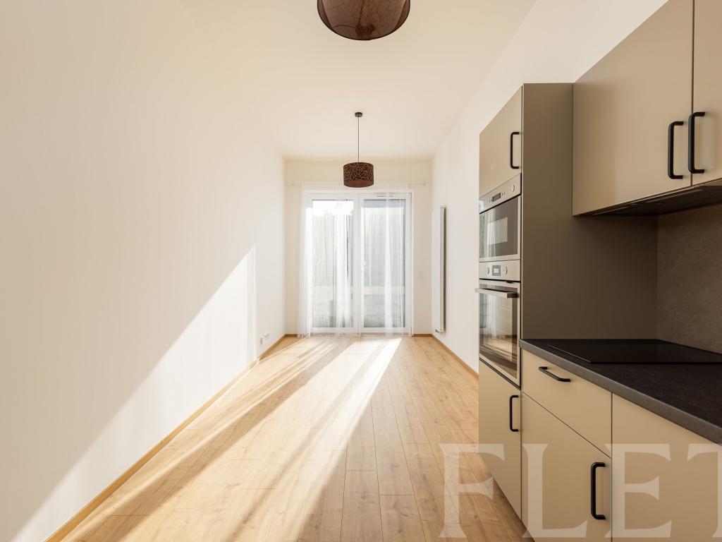 Pronájem bytu 1+kk 36 m2