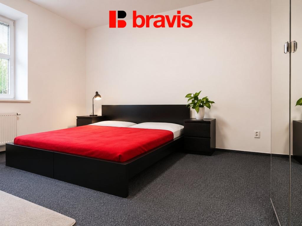 Pronájem bytu 2+kk 45 m² – pohled 5