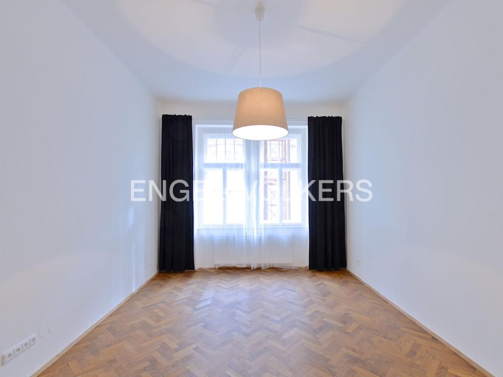Pronájem bytu 3+kk 93 m2