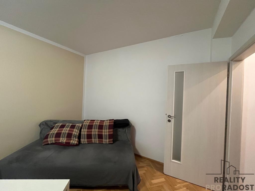 Pronájem bytu 2+1 55 m2