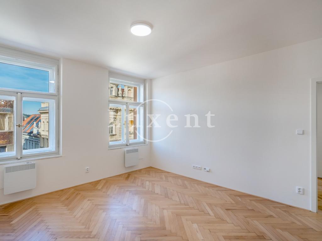 Pronájem bytu 2+kk 42 m2