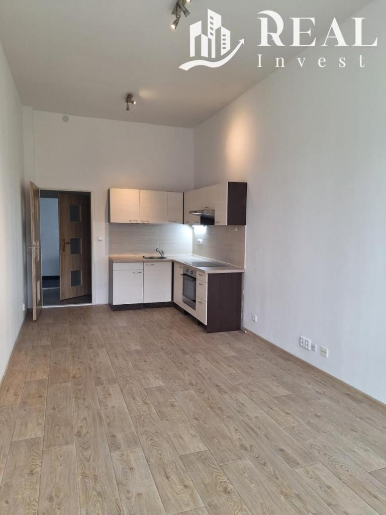 Pronájem bytu 1+kk 30 m2