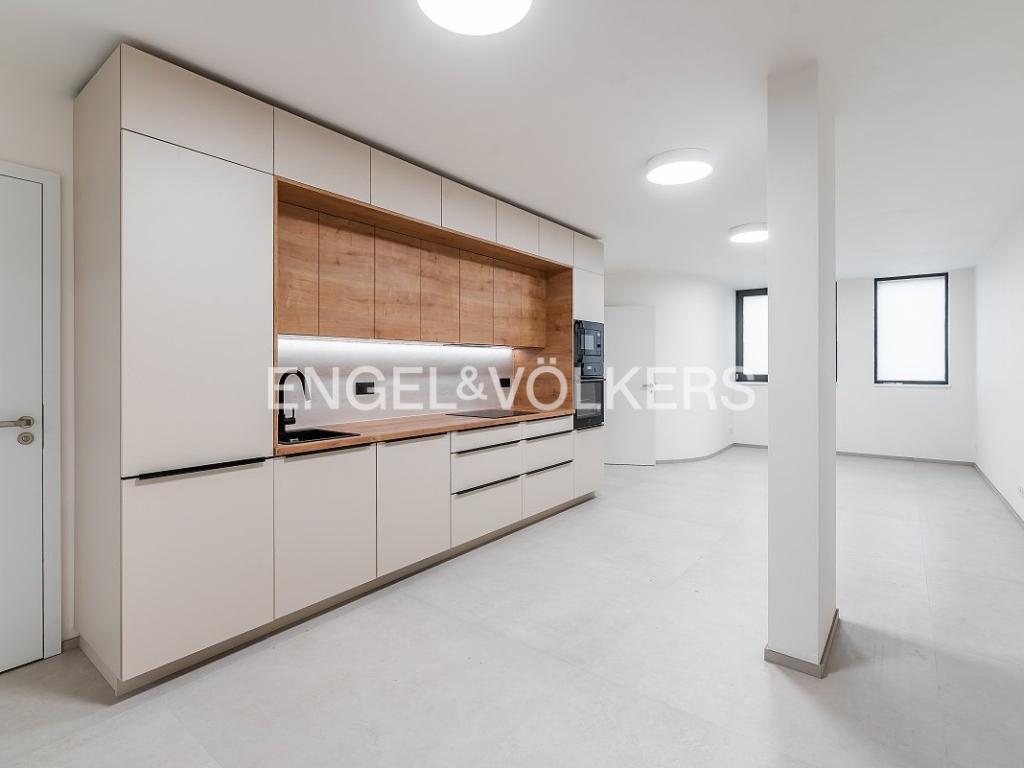 Pronájem bytu 2+kk 70 m2