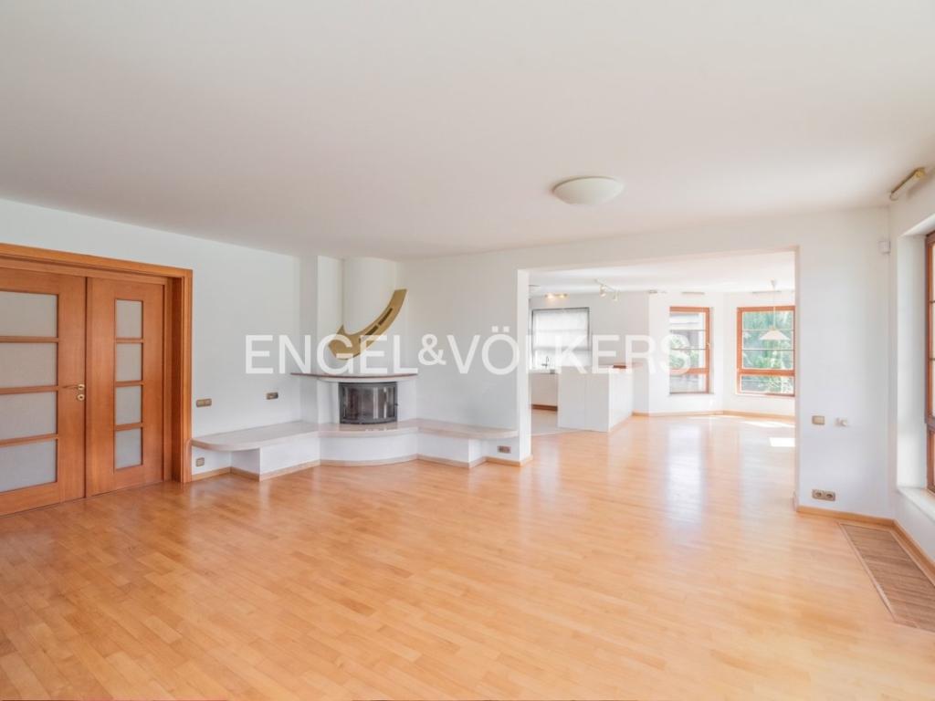 Pronájem domu 440 m2