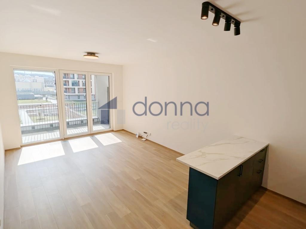 Pronájem bytu 1+kk 35 m2