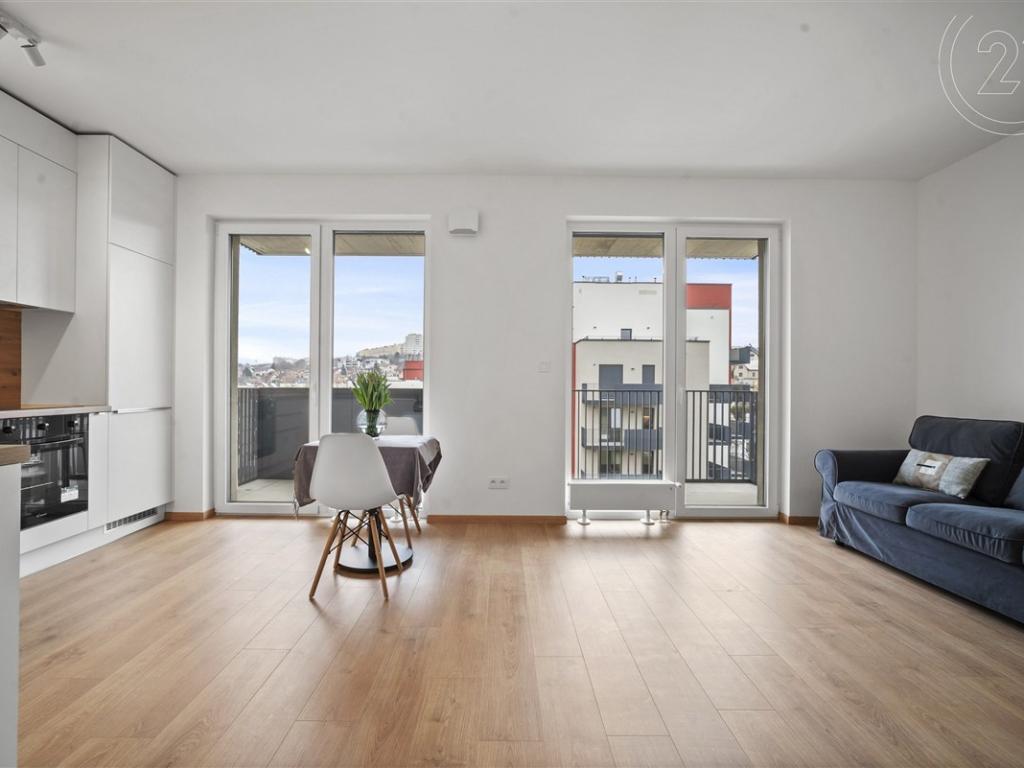 Pronájem bytu 1+kk 35 m2