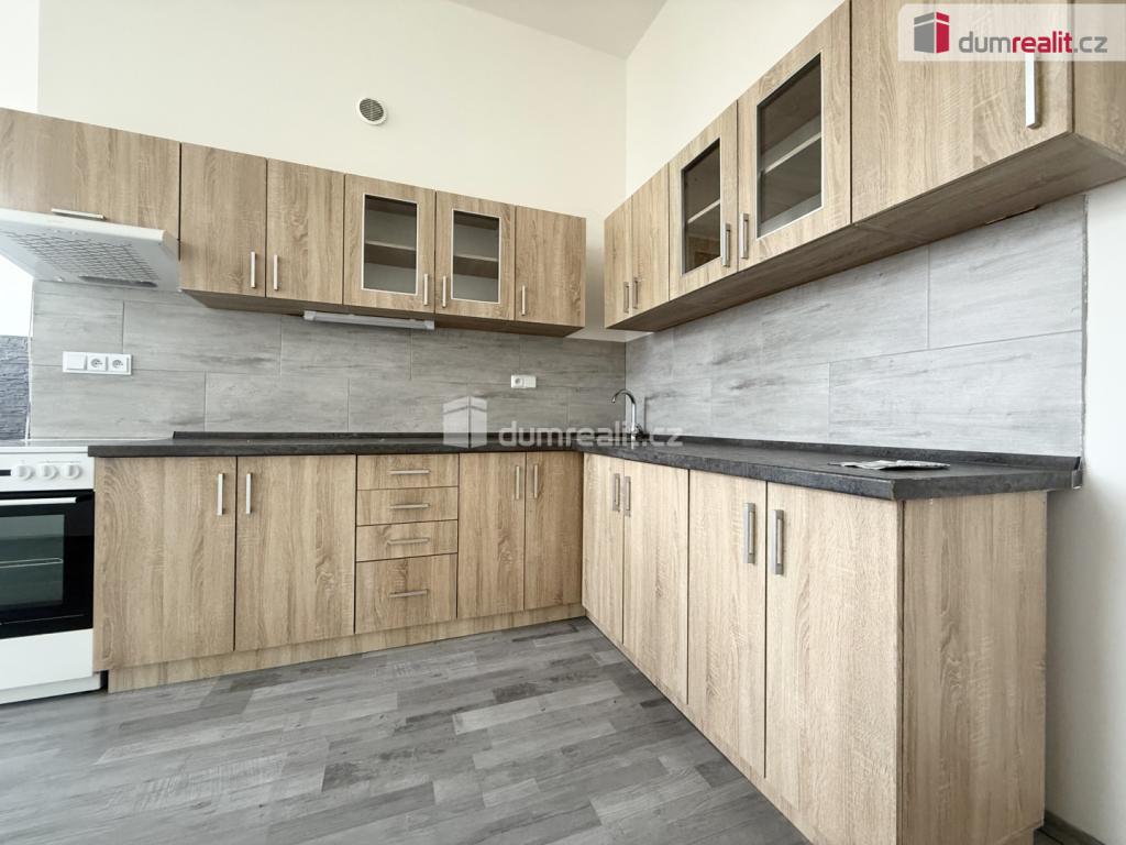 Pronájem 2+kk, Modlany - Modlany, 10000 Kč, 83 m2