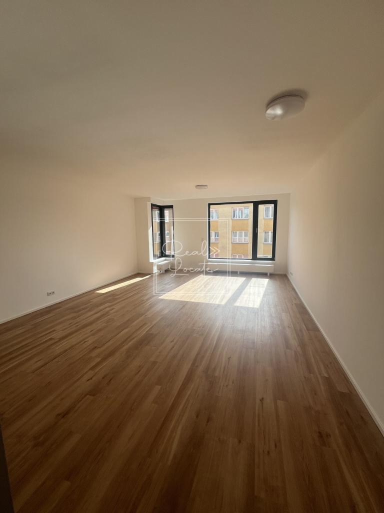 Pronájem bytu 1+kk 54 m2