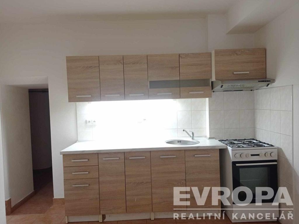 Pronájem bytu 1+1 40 m2