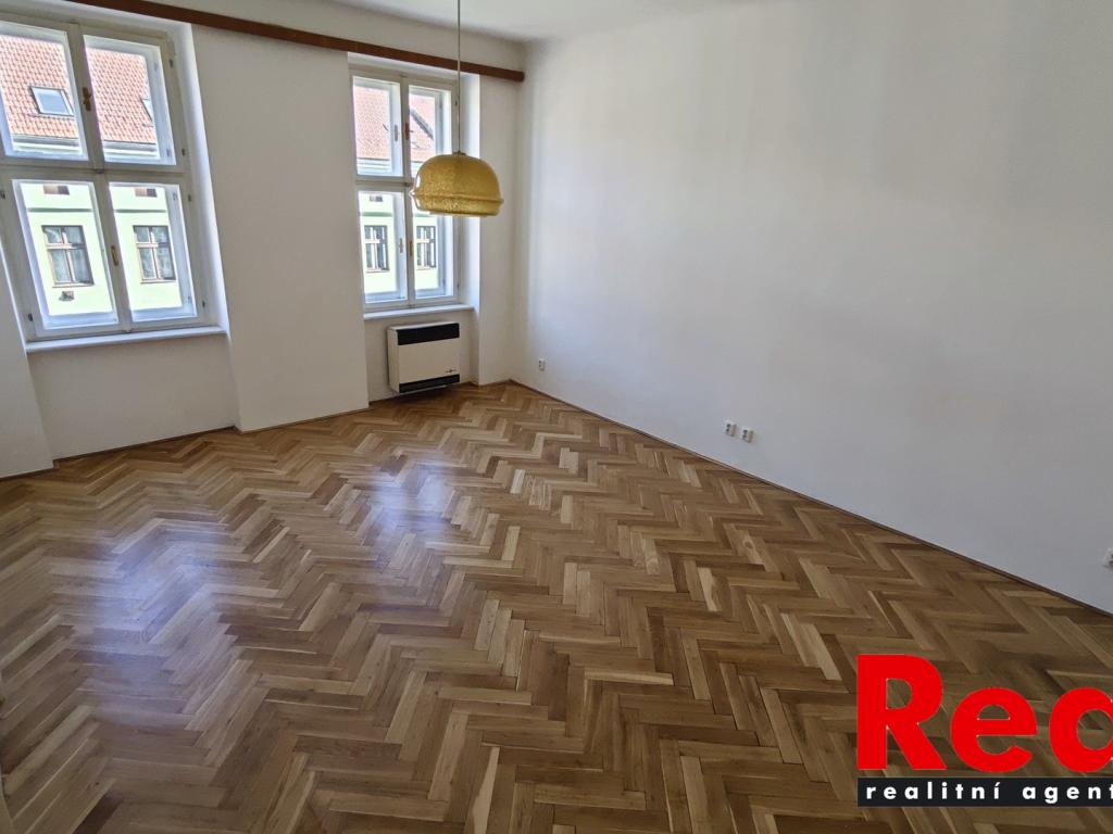 Pronájem bytu 2+1 57 m2
