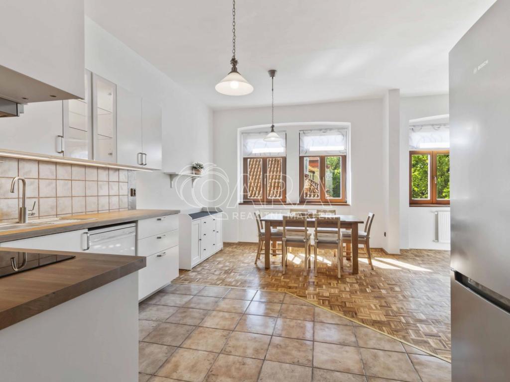 Pronájem bytu 5+kk 184 m2