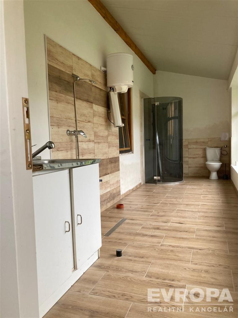 Pronájem domu 280 m2, Heřmanov – náhled fotky 10