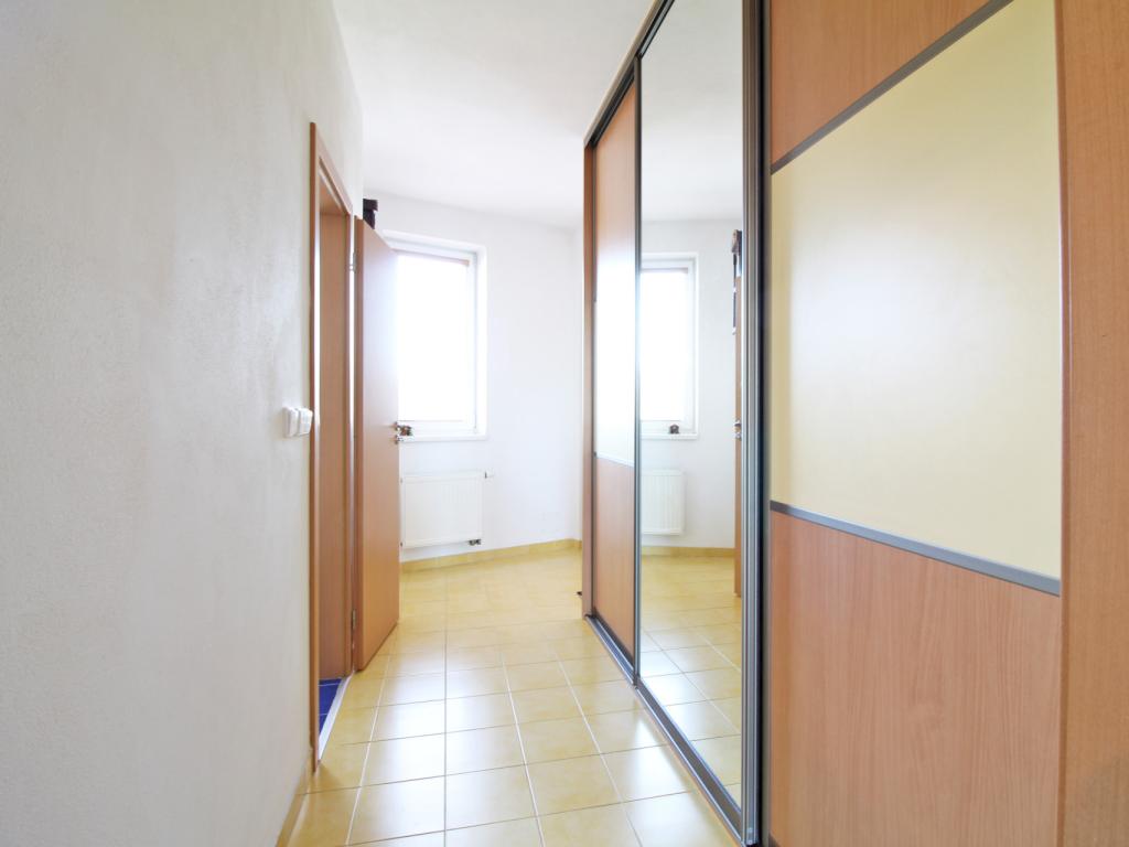 Pronájem bytu 1+kk 38 m2
