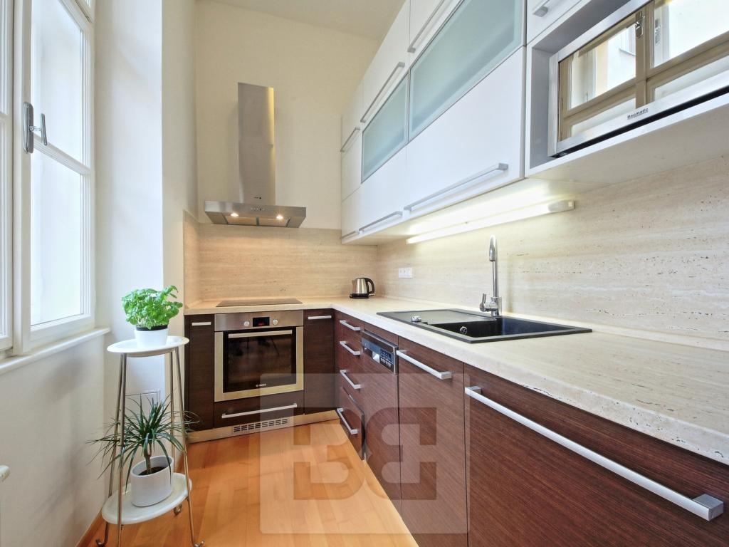 Pronájem bytu 1+kk 31 m2