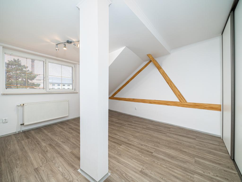 Prodej bytu 3+1 92 m2, Olomouc – náhled fotky 11