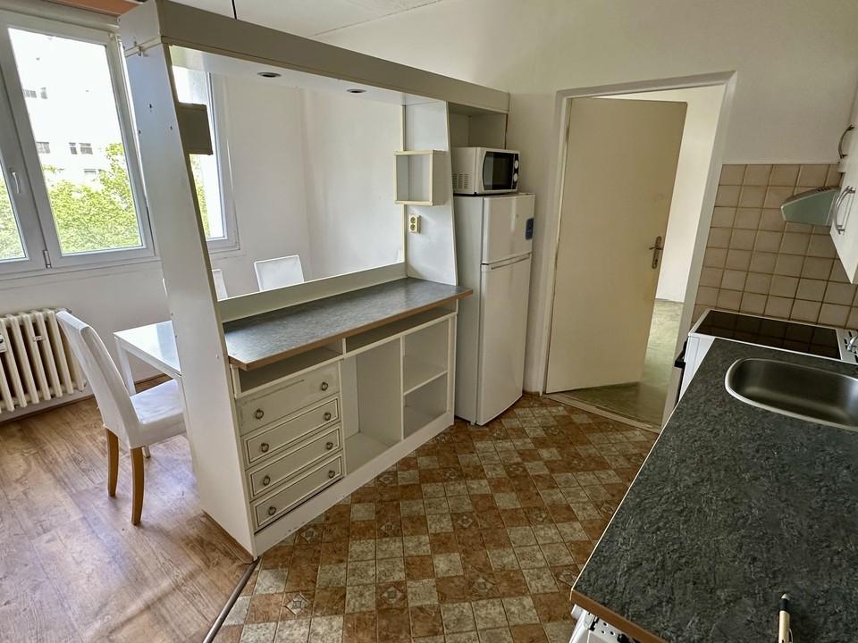 Pronájem bytu 1+1 38 m2