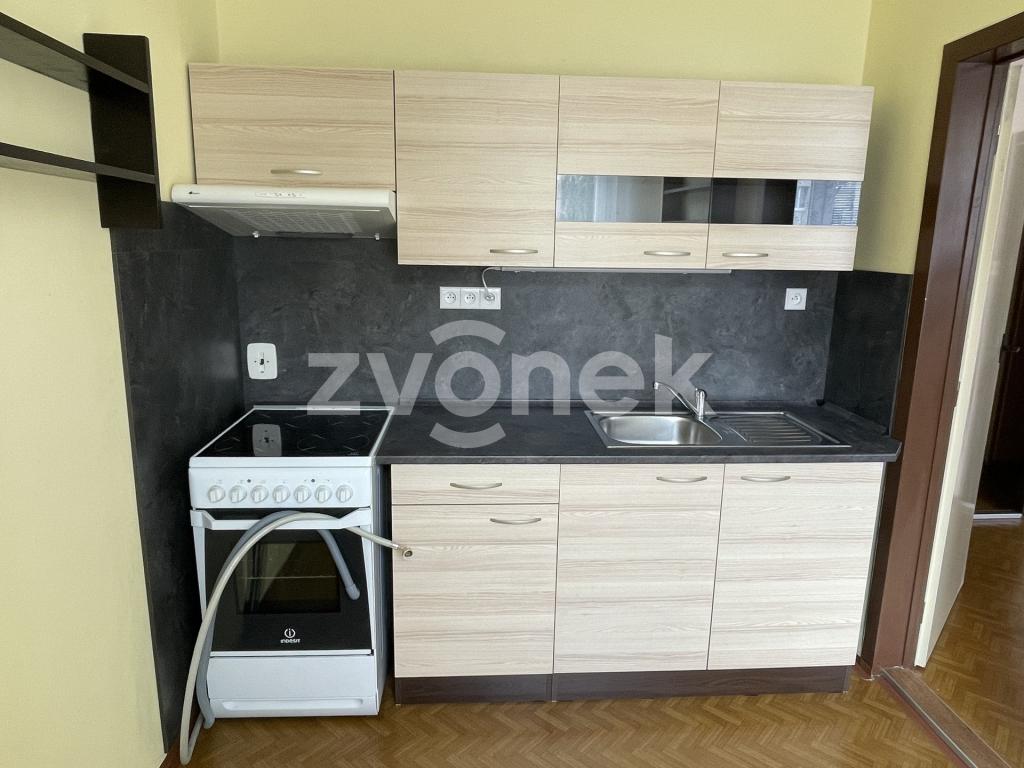 Byt 2+1 – Zlín, Jižní Svahy, Mladcová – pohled 4