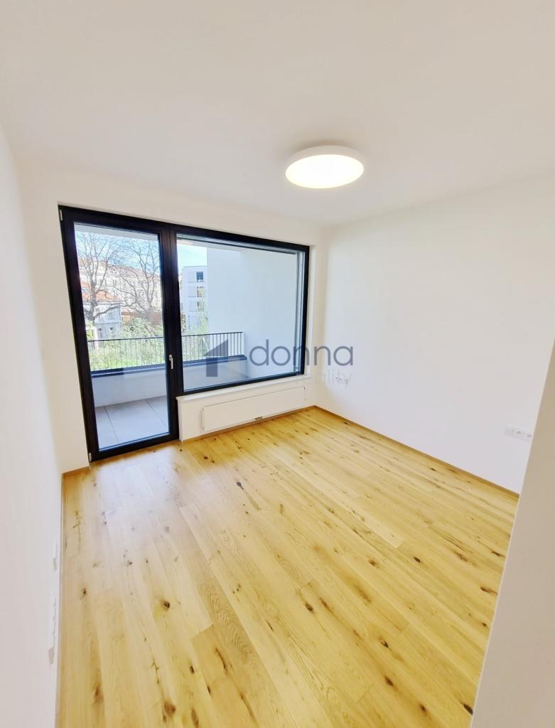 Pronájem bytu 2+kk 54 m2