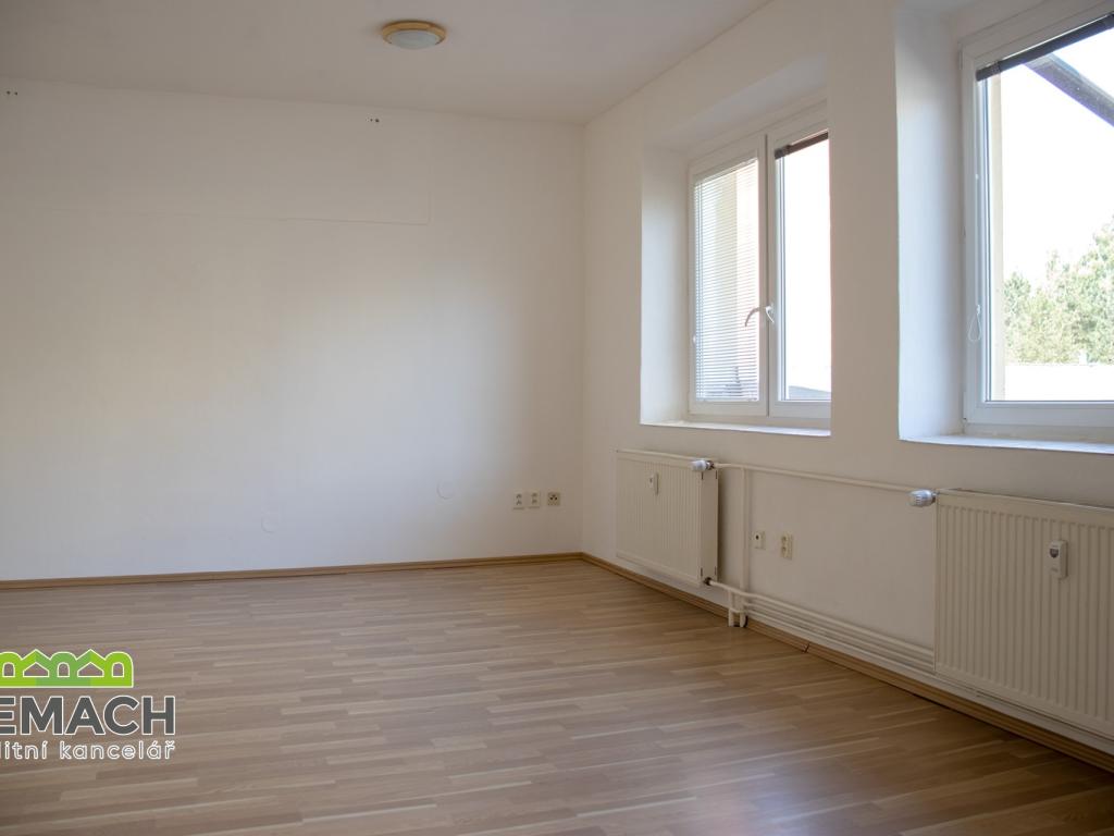 Pronájem bytu 1+kk 38 m2