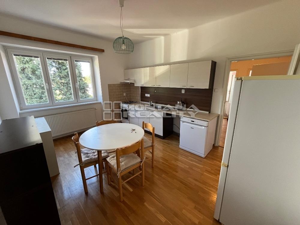 Pronájem bytu 2+1 74 m2