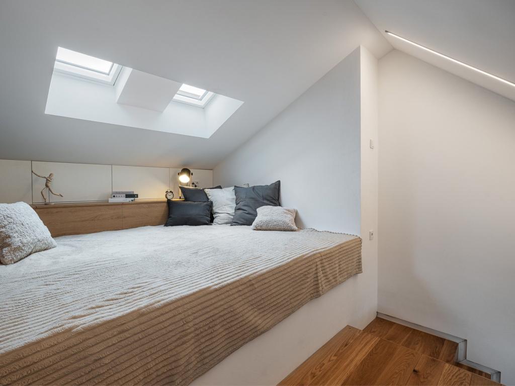 Pronájem bytu 4+kk 114 m2