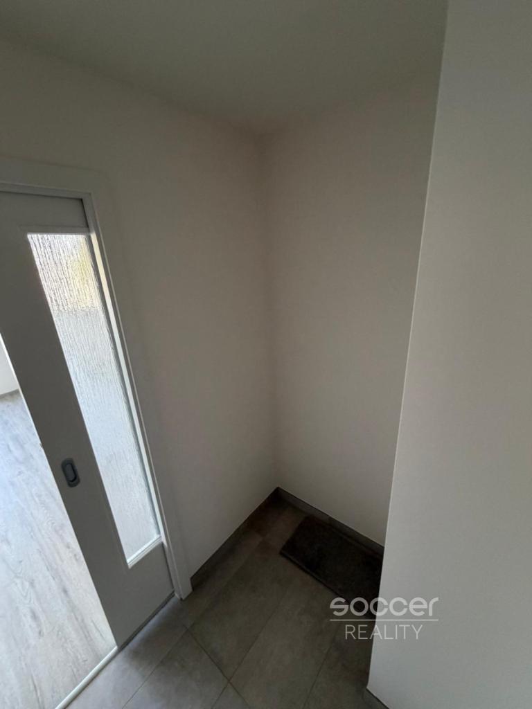 Pronájem bytu 2+kk 52 m2, Praha – náhled fotky 6