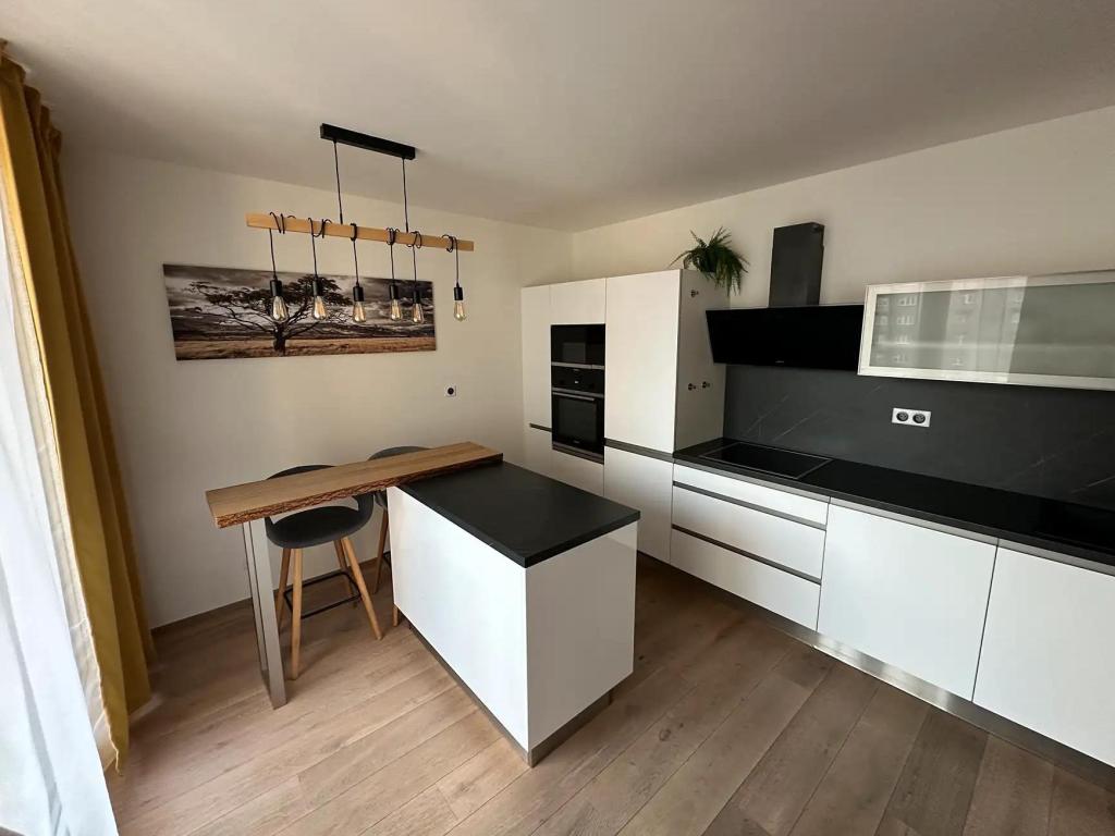 Pronájem bytu 2+kk 50 m2