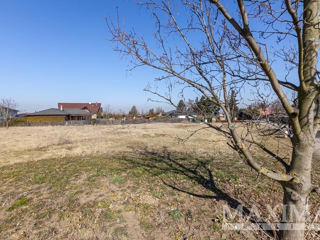 Prodej pozemku 1135 m2
