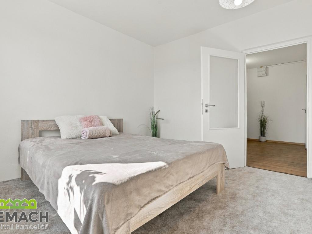 Pronájem bytu 2+1 55 m2, Uherský Brod – náhled fotky 10