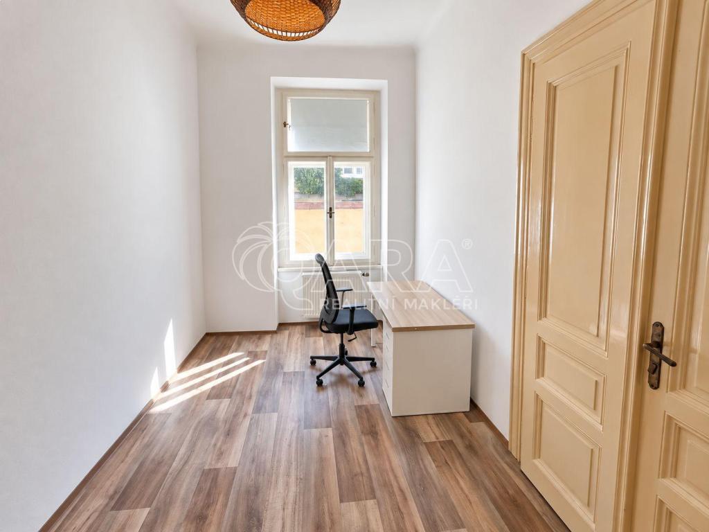 Pronájem bytu 4+1 103 m2