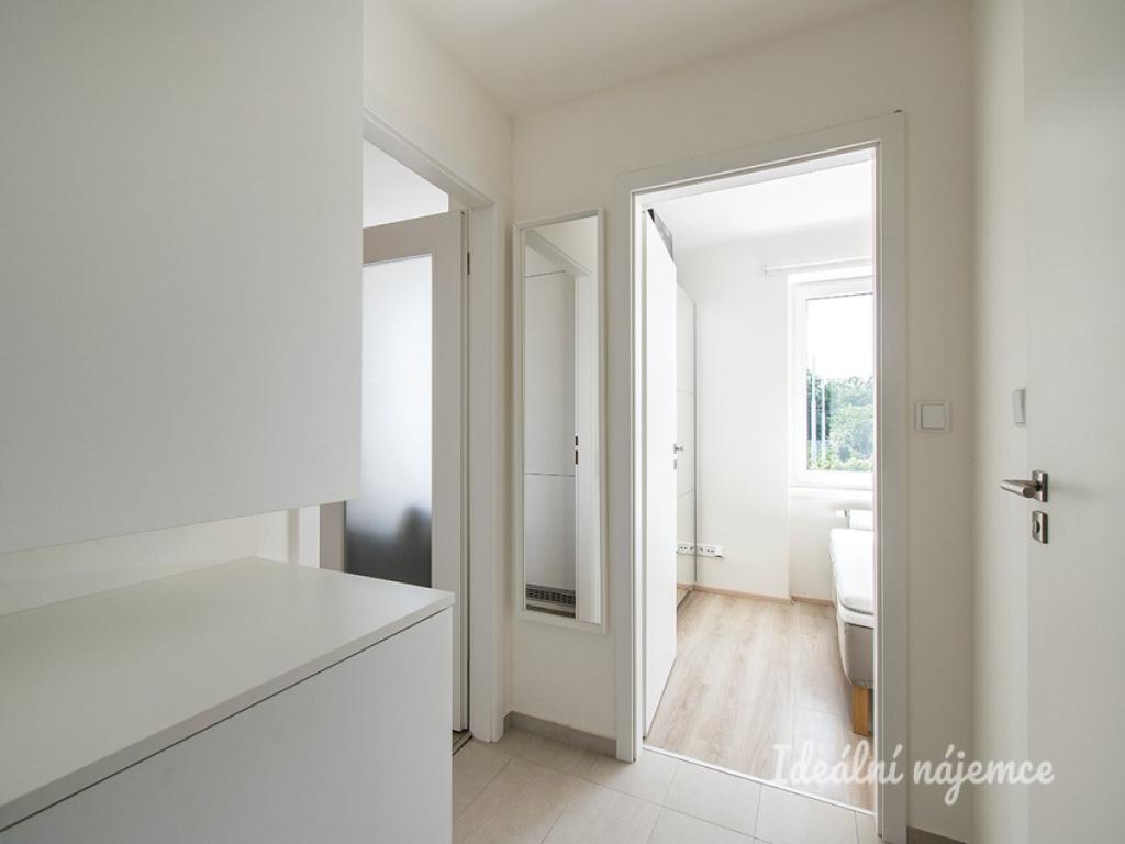 Pronájem bytu 2+kk 30 m2
