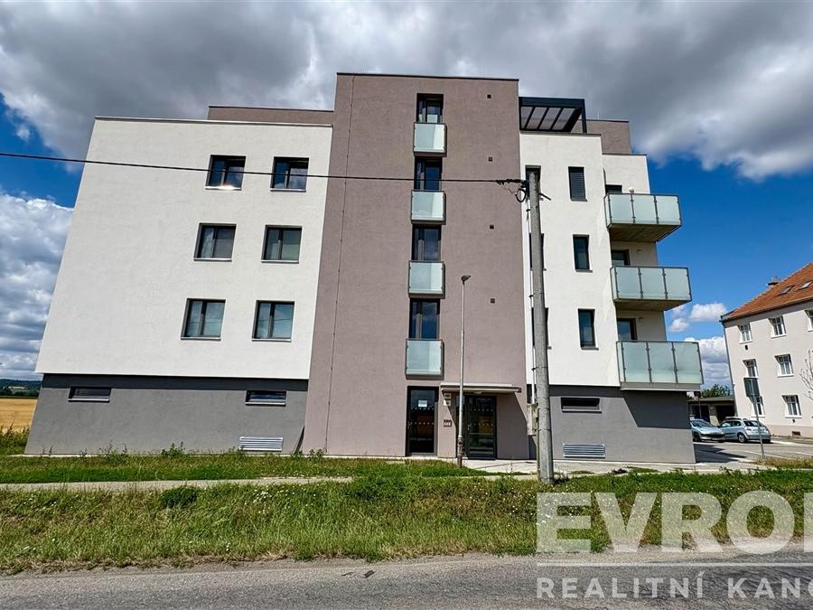 Pronájem bytu 2+kk 56 m2