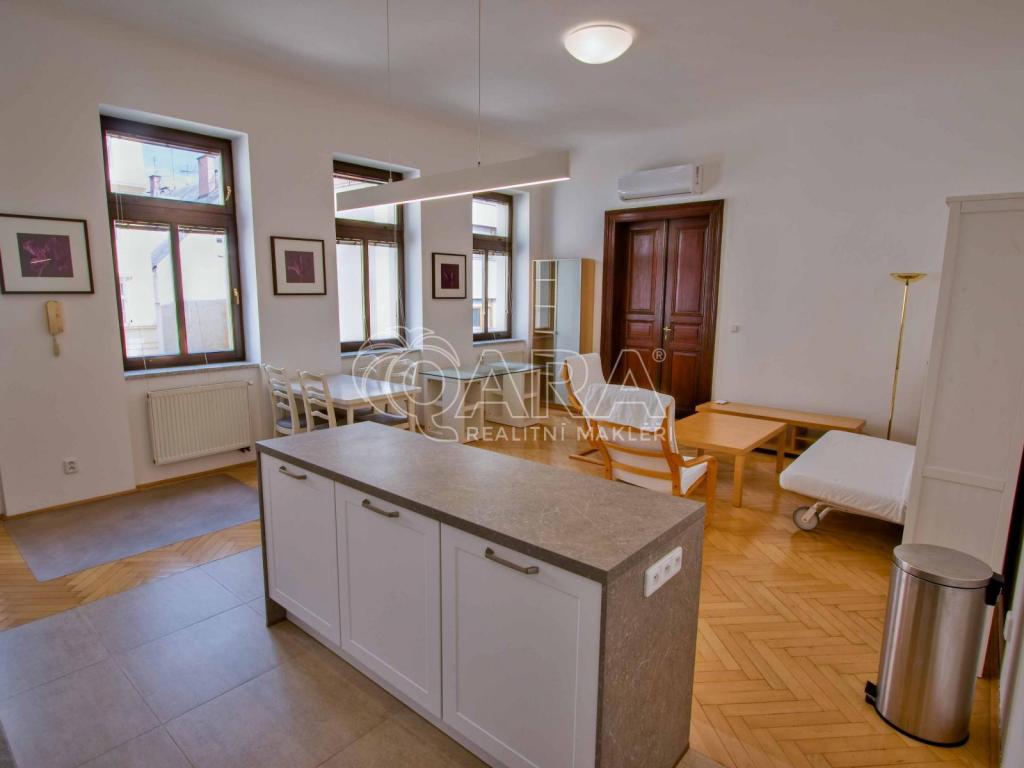 Pronájem bytu 2+kk 65 m2