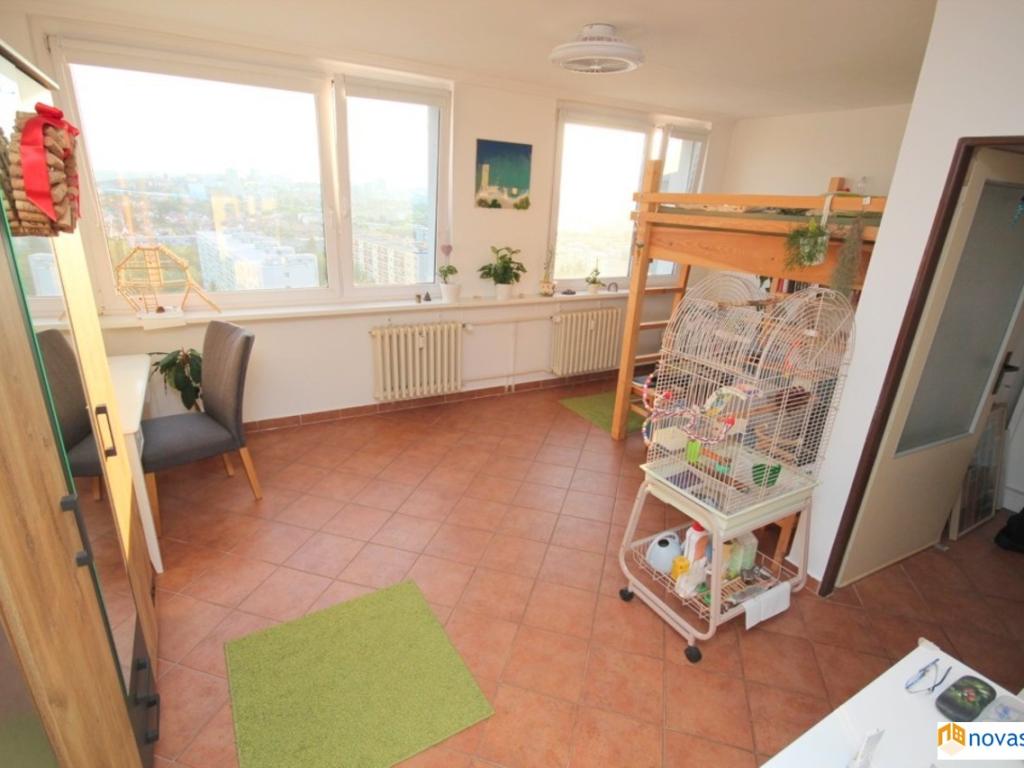Pronájem bytu 1+kk 37 m2