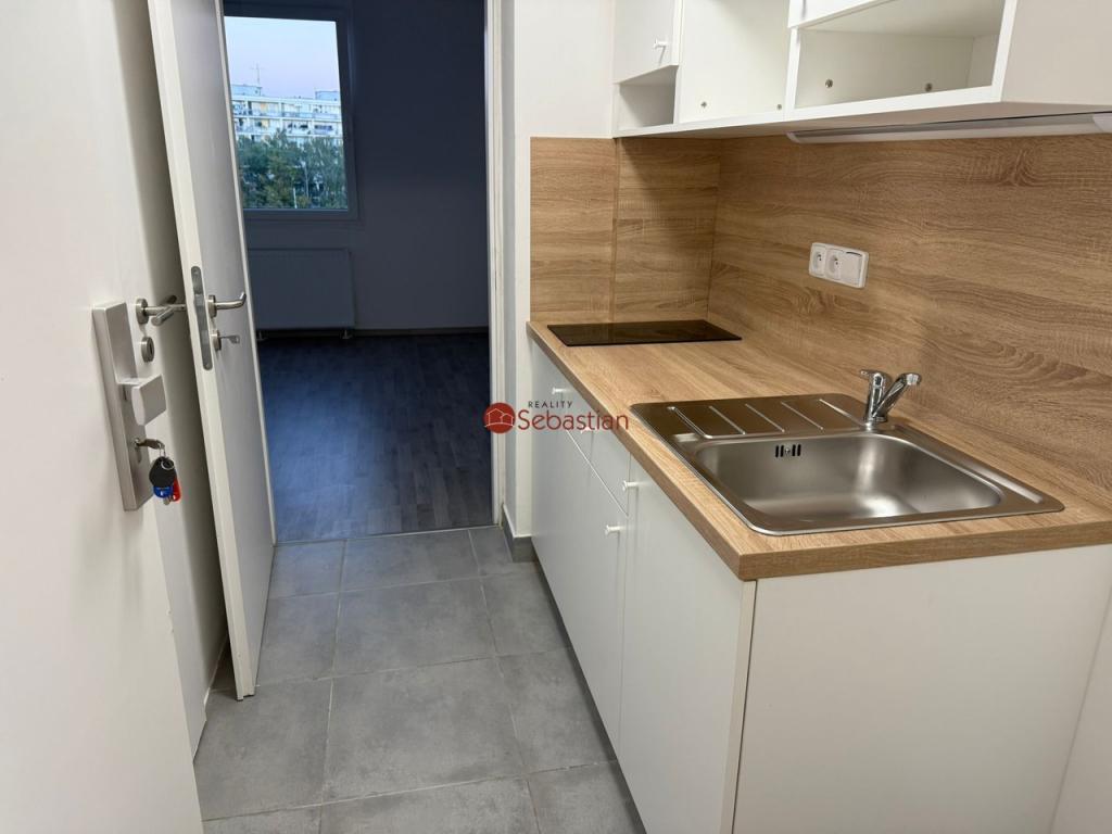Pronájem bytu 1+kk 20 m2