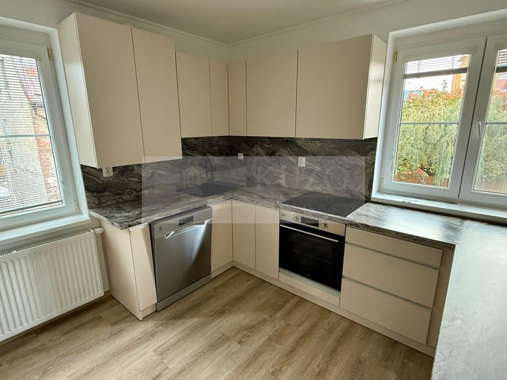 Pronájem 2+kk, Chomutov - Bělohorská, 11000 Kč,