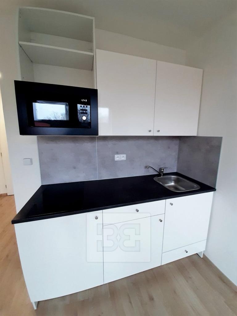 Pronájem bytu 1+kk 17 m2
