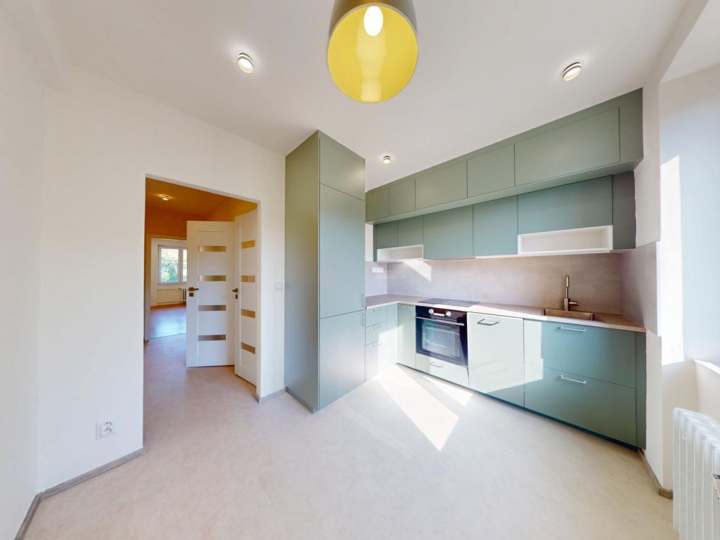 3-room apartment for rent · 74 m² · Ostrava — 771 €/mo