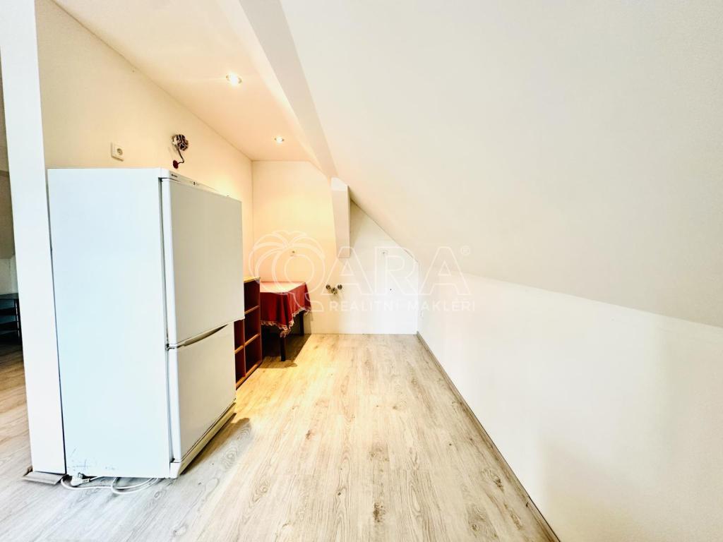 Prodej domu 200 m2, Chlumany – náhled fotky 7
